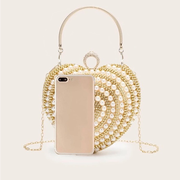 Pearl and Rhinestone Heart Shaped Purse - Picture 4 of 8